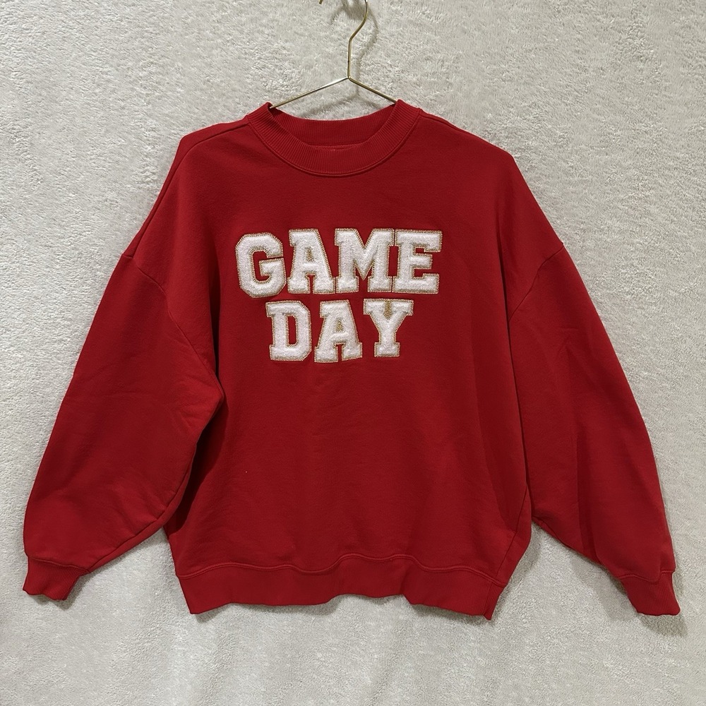 Game Day Embroidered Red W/Gold Sweatshirt Womens S/M Chiefs 49ers Sports
